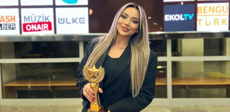 Altın Başarı Ödülleri Sahiplerini Buldu: Ayşe Yarar Zirvedeki Yerini Aldı