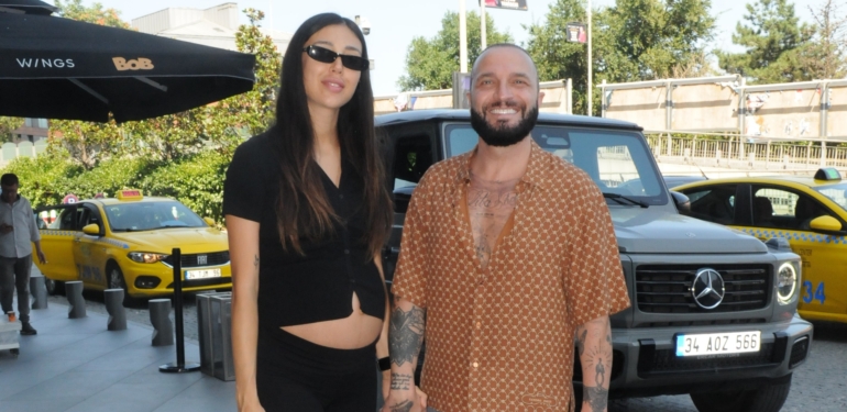 BERKAY ŞAHİN & ÖZLEM ŞAHİN  3 ÇOCUĞUNU BEKLEYEN ÇİFT ZORLU’DA