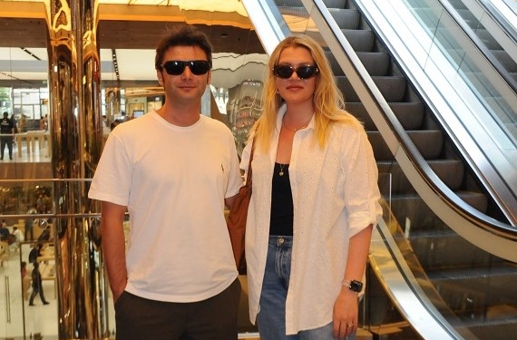 DERYA ŞENSOY & YAĞIZCAN KONYALI  EL ELE ALIŞVERİŞ TURU