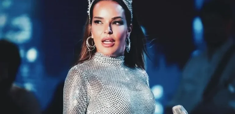 Bengü İstanbul’u salladı! 40 şarkılık konserle sahneye damga vurdu