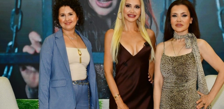 LARA VE OKSANA GÖÇMEN’DEN EKRANDA DOSTLUK BULUŞMASI