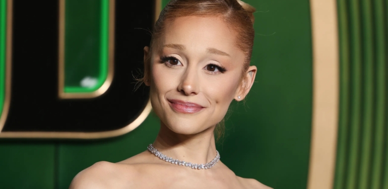 ARIANA GRANDE’NİN ACI GÜNÜ! 17 YILLIK DOSTU COCO’YA VEDA ETTİ
